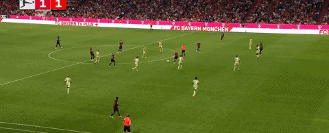 1694817293979071907.gif 拜仁33.gif