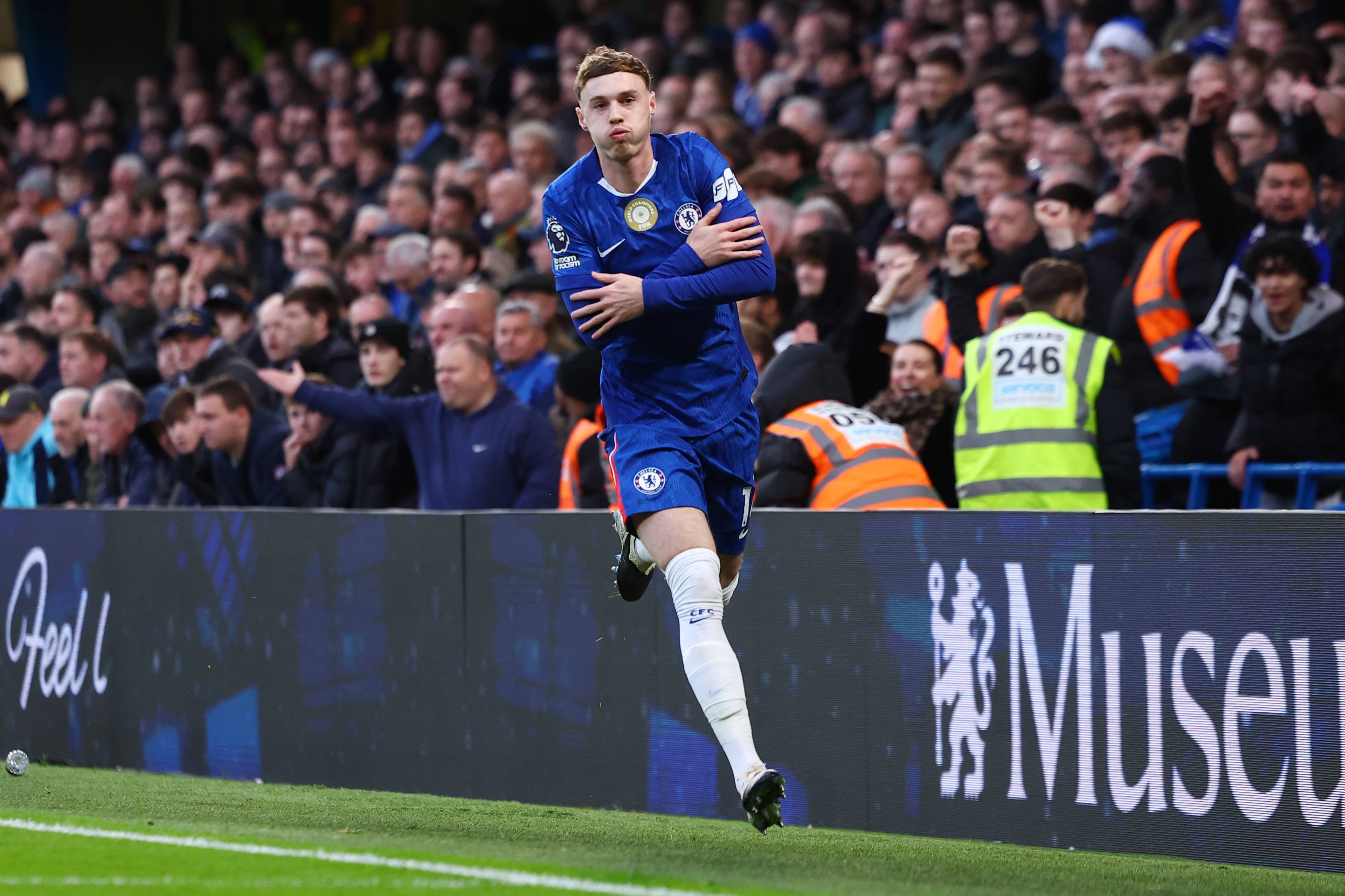 开云APP-墨菲：帕尔默可能会转会到曼联，B费需要一个接班人