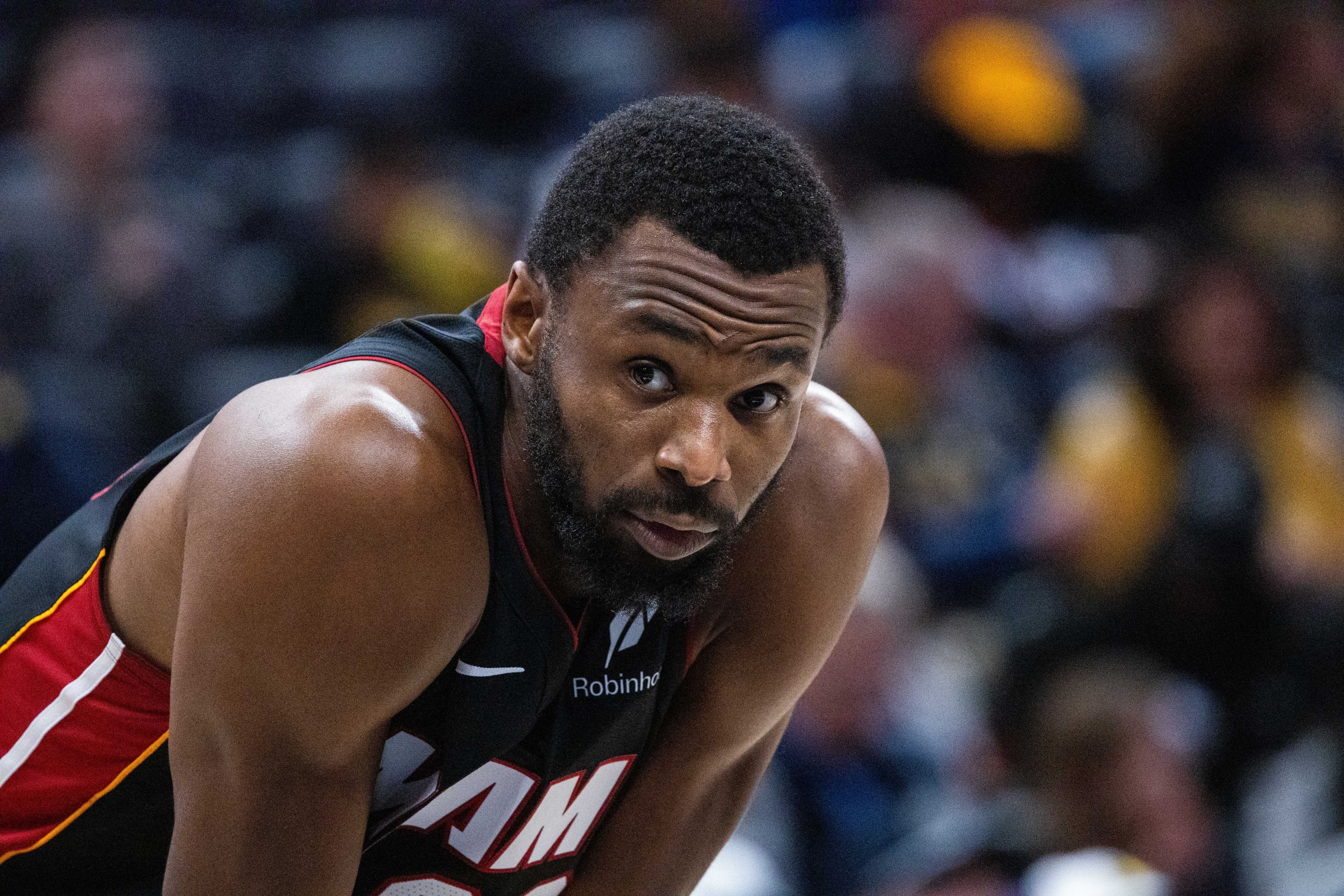 开云APP-勉强达标！维金斯16中6&amp;三分9中3 砍下17分3断&amp;正负值-12